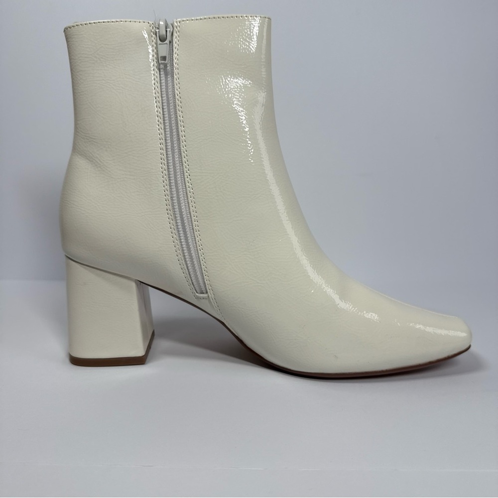 NEW Journee Collection Haylinn White Heeled Boots Size 9 US Tru Comfort Foam - Picture 7 of 12